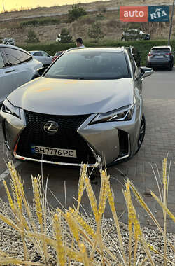 Внедорожник / Кроссовер Lexus UX 2019 в Одессе
