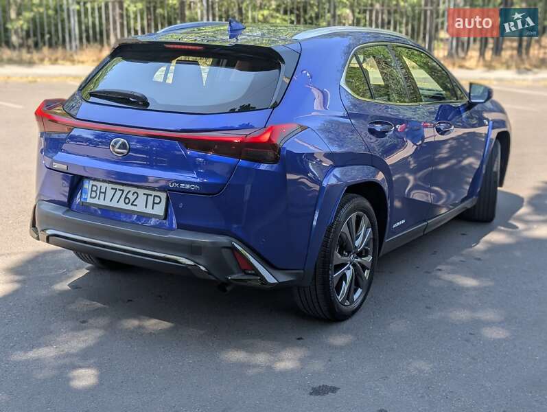 Позашляховик / Кросовер Lexus UX 2019 в Одесі фото 13 Позашляховик / Кросовер Lexus UX 2019 в Одесі