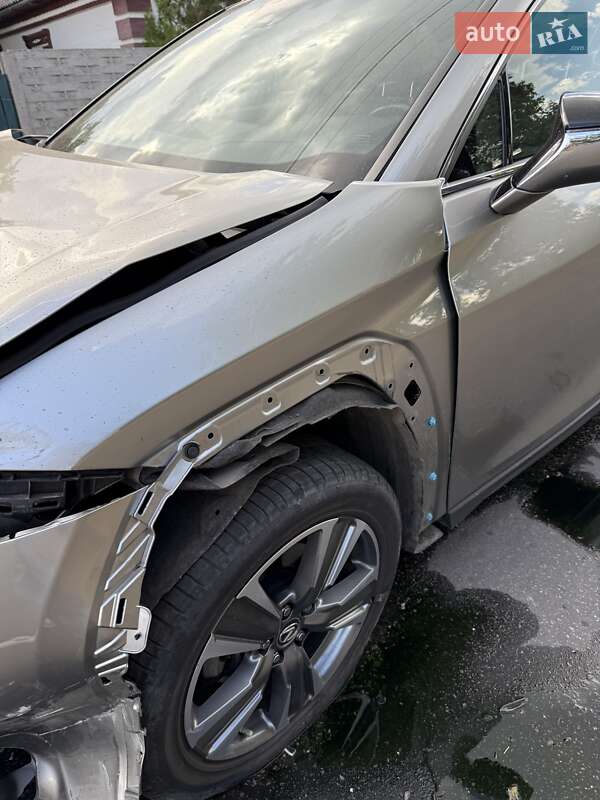 Позашляховик / Кросовер Lexus UX 2021 в Олександрії