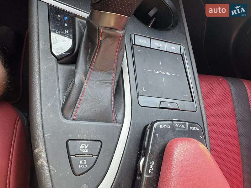 Позашляховик / Кросовер Lexus UX 2018 в Одесі фото 26 Позашляховик / Кросовер Lexus UX 2018 в Одесі