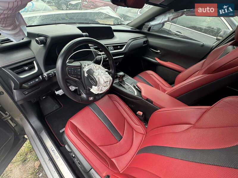 Позашляховик / Кросовер Lexus UX 2018 в Одесі фото 32 Позашляховик / Кросовер Lexus UX 2018 в Одесі