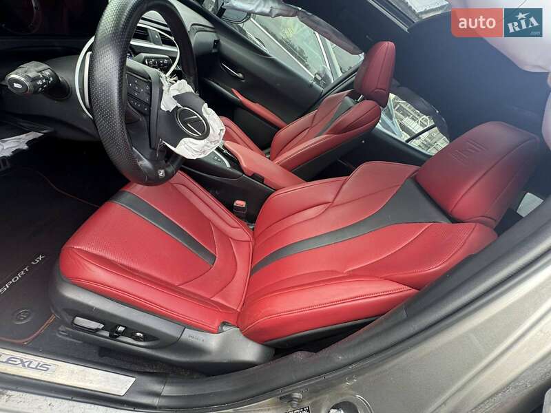 Позашляховик / Кросовер Lexus UX 2018 в Одесі фото 34 Позашляховик / Кросовер Lexus UX 2018 в Одесі