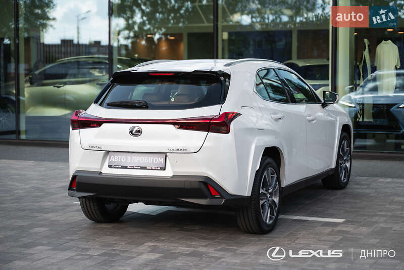 Внедорожник / Кроссовер Lexus UX 2023 в Днепре