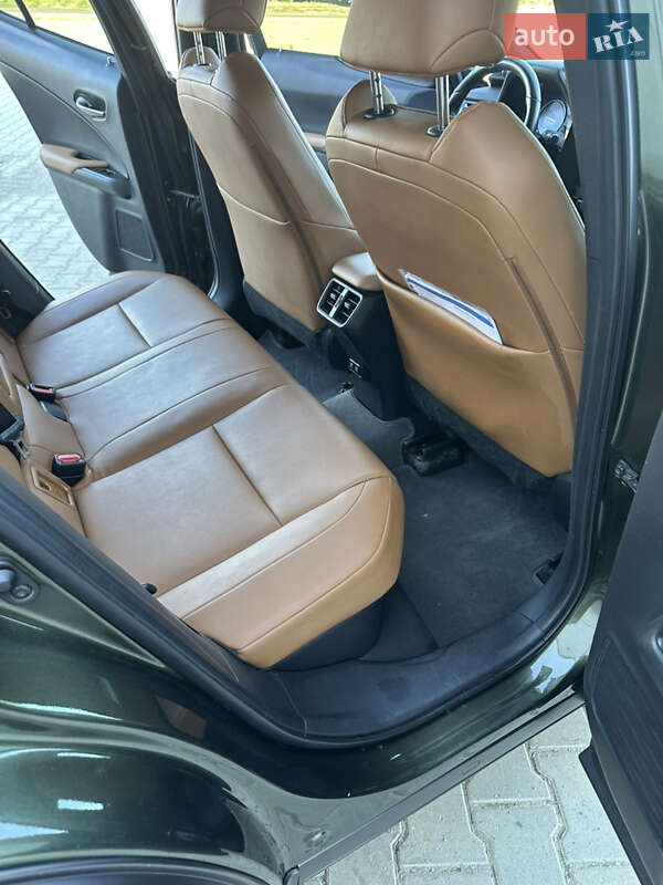 Внедорожник / Кроссовер Lexus UX 2020 в Подольске фото 17 Внедорожник / Кроссовер Lexus UX 2020 в Подольске