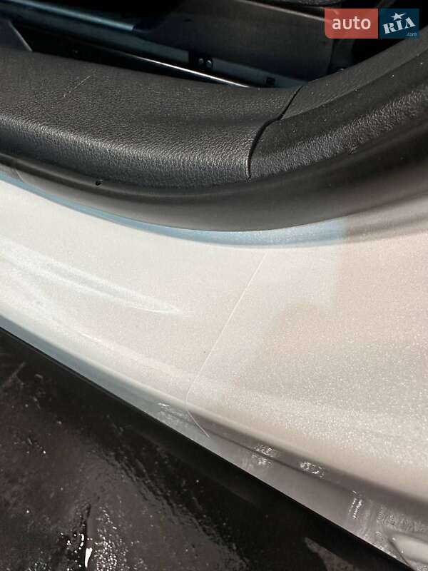 Внедорожник / Кроссовер Lexus UX 2019 в Киеве