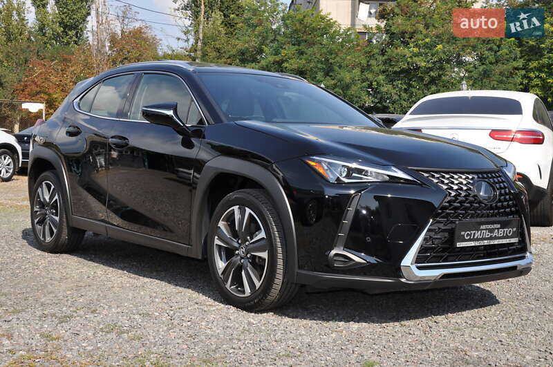 Lexus UX 2019