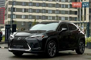 Внедорожник / Кроссовер Lexus UX 2020 в 
