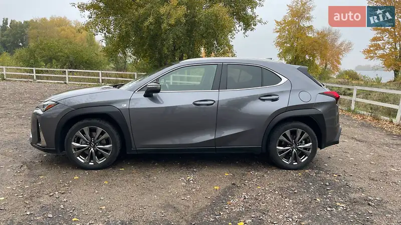 Lexus UX 2018