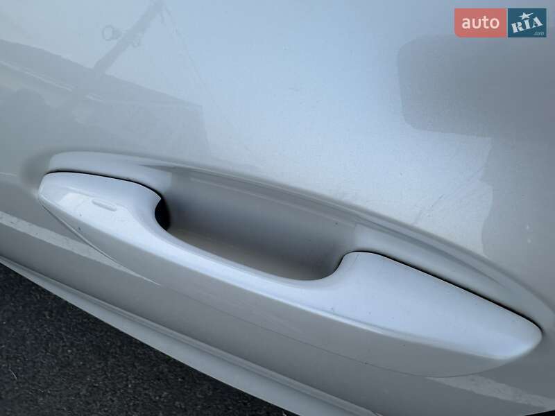 Позашляховик / Кросовер Lexus UX 2020 в Києві фото 26 Позашляховик / Кросовер Lexus UX 2020 в Києві