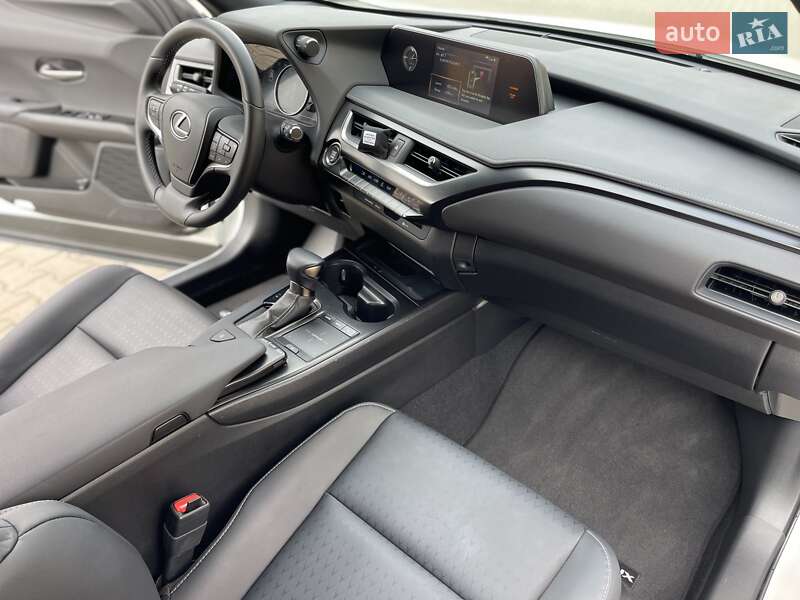 Внедорожник / Кроссовер Lexus UX 2021 в Одессе фото 21 Внедорожник / Кроссовер Lexus UX 2021 в Одессе