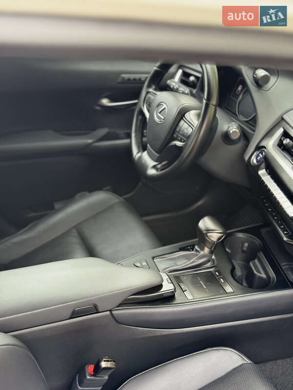 Внедорожник / Кроссовер Lexus UX 2019 в Тернополе фото 8 Внедорожник / Кроссовер Lexus UX 2019 в Тернополе