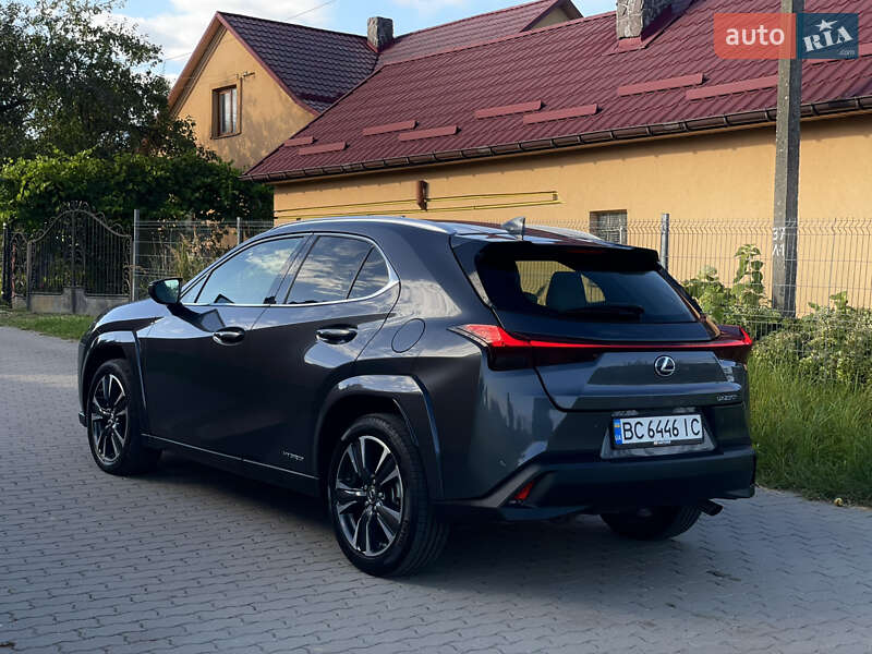 Позашляховик / Кросовер Lexus UX 2022 в Львові