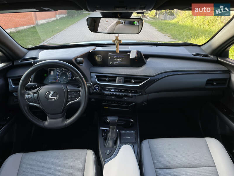 Позашляховик / Кросовер Lexus UX 2022 в Львові