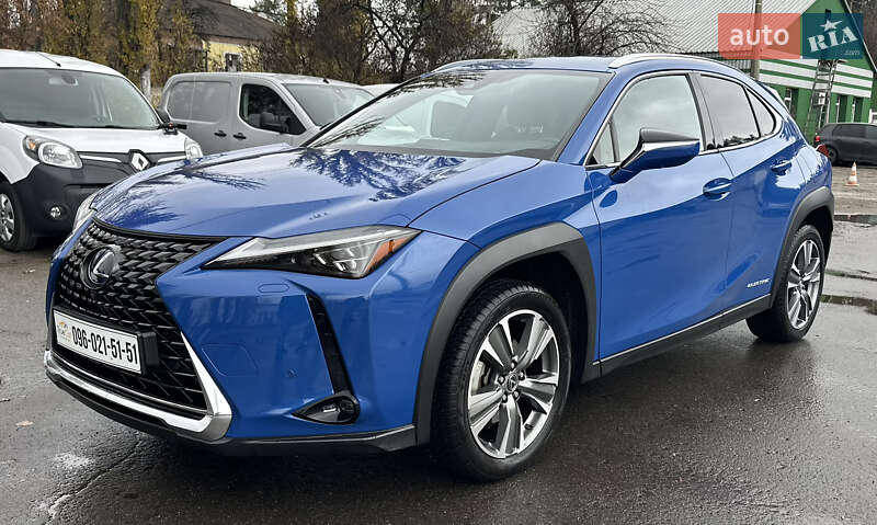 Lexus UX 2020