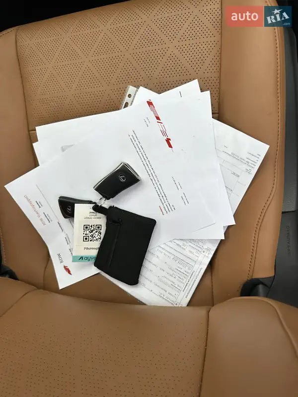 Внедорожник / Кроссовер Lexus UX 2020 в Киеве документ 2 фото Внедорожник / Кроссовер Lexus UX 2020 в Киеве документ