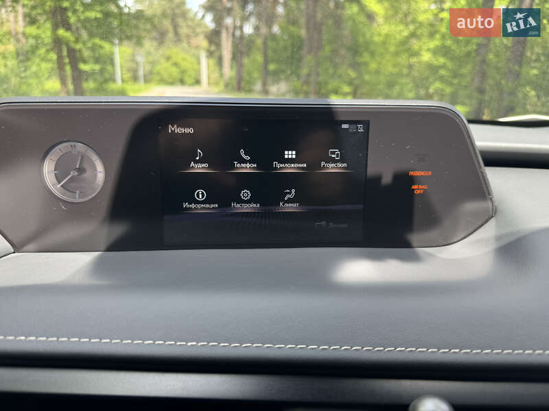 Внедорожник / Кроссовер Lexus UX 2020 в Львове