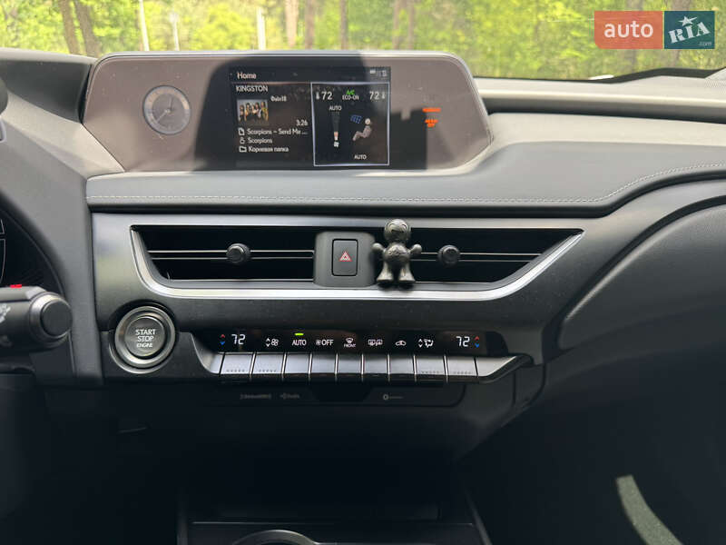 Внедорожник / Кроссовер Lexus UX 2020 в Львове