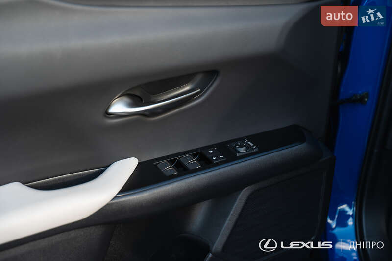 Внедорожник / Кроссовер Lexus UX 2023 в Днепре фото 27 Внедорожник / Кроссовер Lexus UX 2023 в Днепре