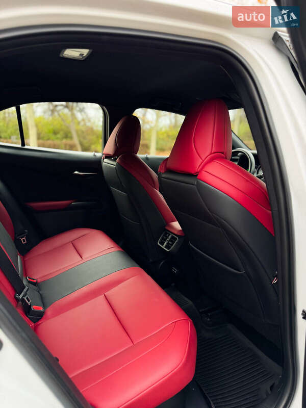 Внедорожник / Кроссовер Lexus UX 2021 в Одессе фото 15 Внедорожник / Кроссовер Lexus UX 2021 в Одессе