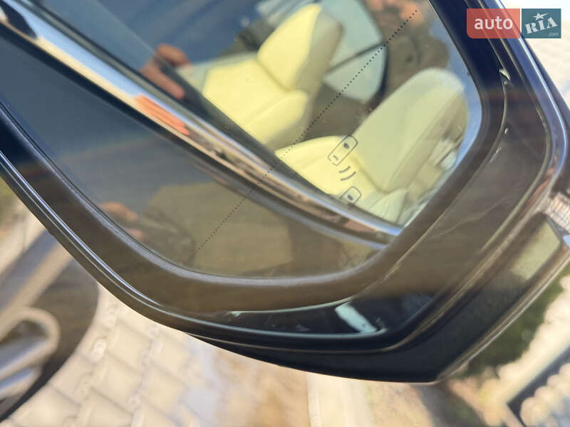 Внедорожник / Кроссовер Lexus UX 2021 в Днепре