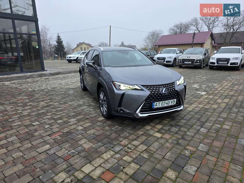 Позашляховик / Кросовер Lexus UX 2022 в Снятині