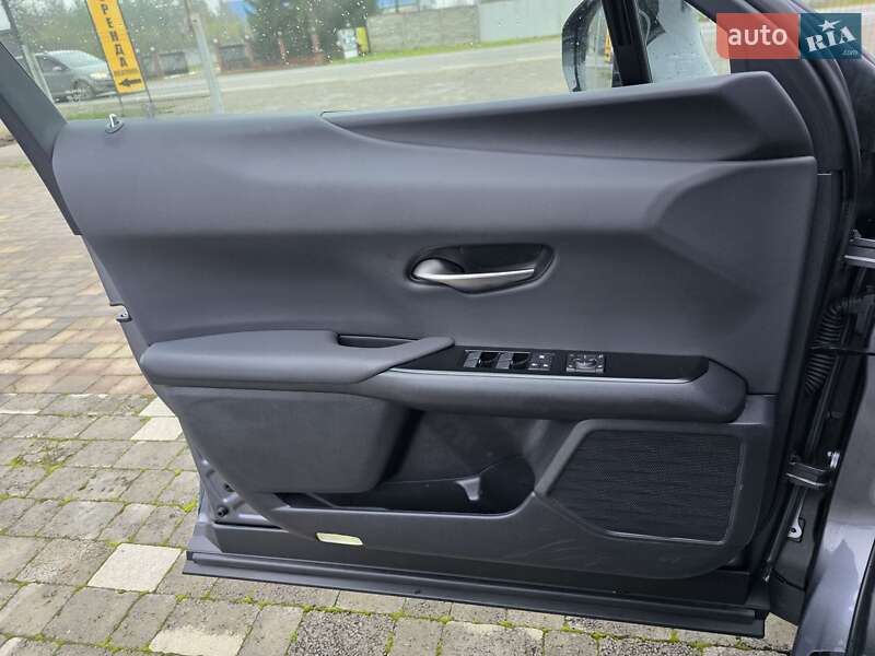 Позашляховик / Кросовер Lexus UX 2022 в Снятині