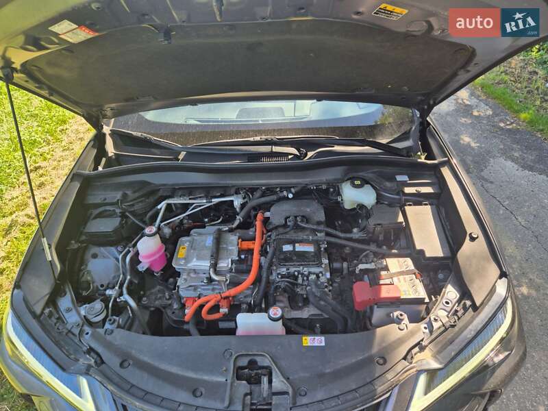 Позашляховик / Кросовер Lexus UX 2022 в Снятині