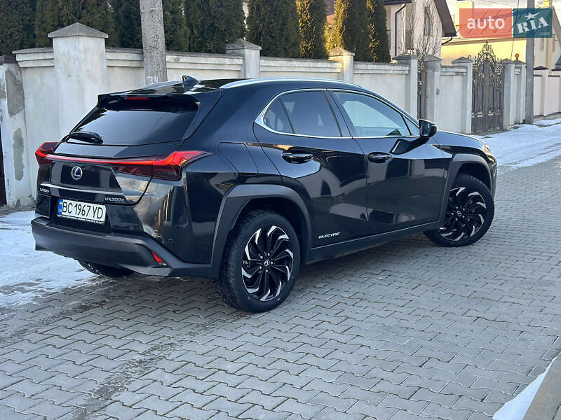 Позашляховик / Кросовер Lexus UX 2021 в Дрогобичі