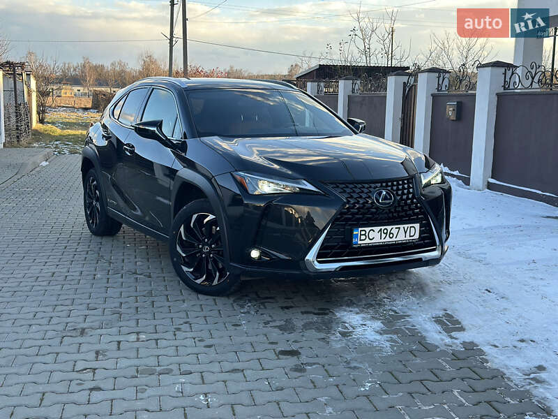 Позашляховик / Кросовер Lexus UX 2021 в Дрогобичі