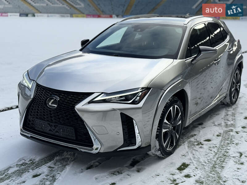 Позашляховик / Кросовер Lexus UX 2019 в Одесі фото 7 Позашляховик / Кросовер Lexus UX 2019 в Одесі