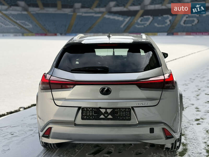 Позашляховик / Кросовер Lexus UX 2019 в Одесі фото 10 Позашляховик / Кросовер Lexus UX 2019 в Одесі