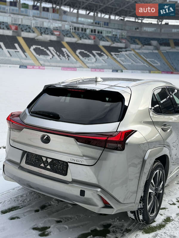 Позашляховик / Кросовер Lexus UX 2019 в Одесі фото 19 Позашляховик / Кросовер Lexus UX 2019 в Одесі