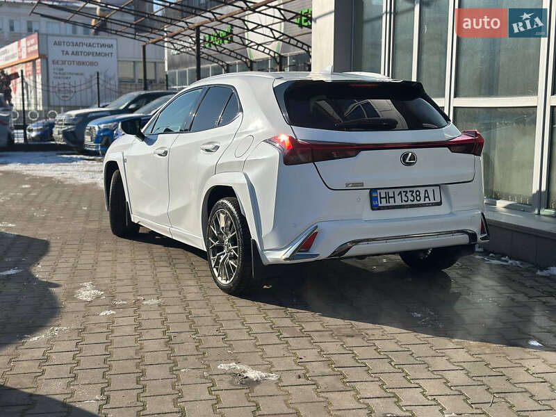 Внедорожник / Кроссовер Lexus UX 2019 в Одессе