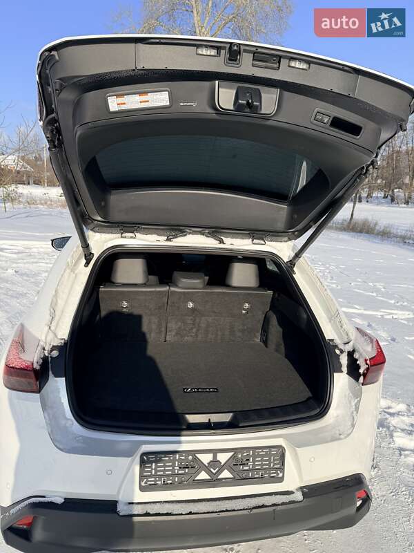 Внедорожник / Кроссовер Lexus UX 2022 в Сумах