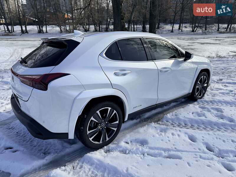 Позашляховик / Кросовер Lexus UX 2022 в Києві