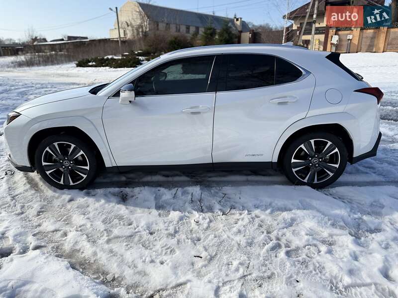 Позашляховик / Кросовер Lexus UX 2022 в Києві