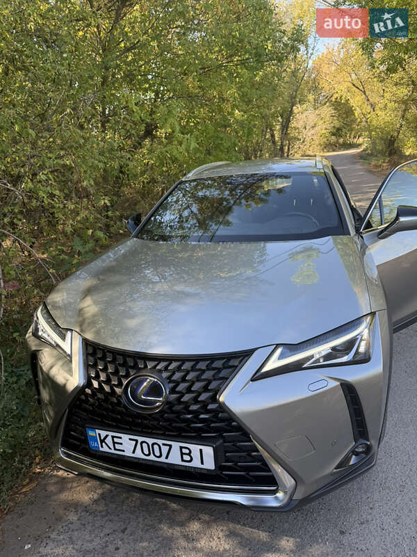 Внедорожник / Кроссовер Lexus UX 2021 в Днепре