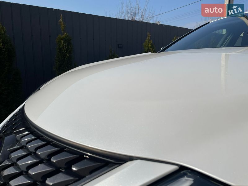 Внедорожник / Кроссовер Lexus UX 2020 в Ужгороде