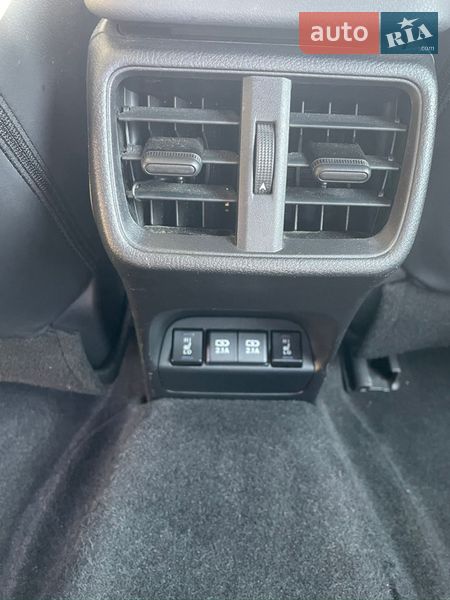 Внедорожник / Кроссовер Lexus UX 2020 в Ужгороде