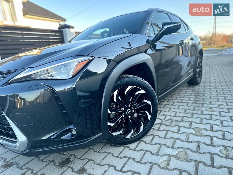 Внедорожник / Кроссовер Lexus UX 2020 в Трускавце