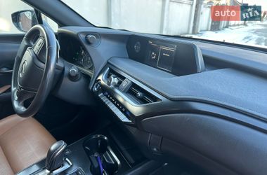 Внедорожник / Кроссовер Lexus UX 2020 в Трускавце