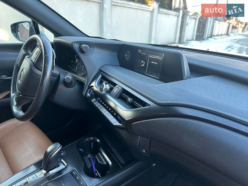 Внедорожник / Кроссовер Lexus UX 2020 в Трускавце