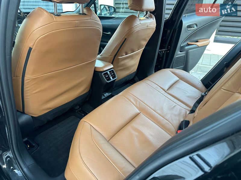 Внедорожник / Кроссовер Lexus UX 2020 в Трускавце
