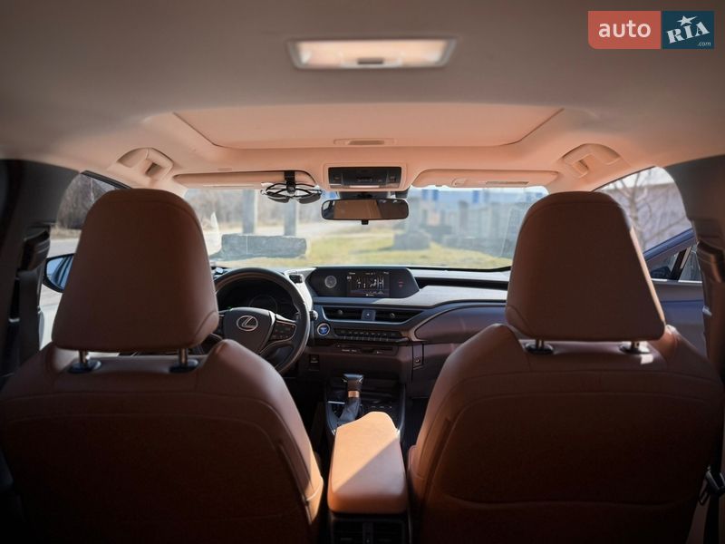 Внедорожник / Кроссовер Lexus UX 2021 в Львове