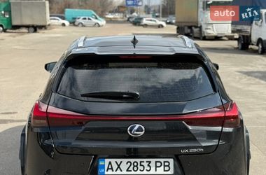 Внедорожник / Кроссовер Lexus UX 2021 в Киеве
