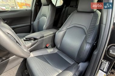 Внедорожник / Кроссовер Lexus UX 2021 в Киеве