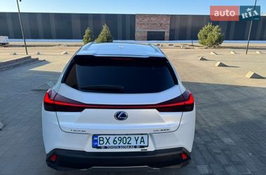 Внедорожник / Кроссовер Lexus UX 2022 в Хмельницком
