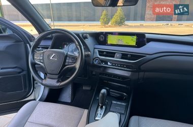 Внедорожник / Кроссовер Lexus UX 2022 в Хмельницком
