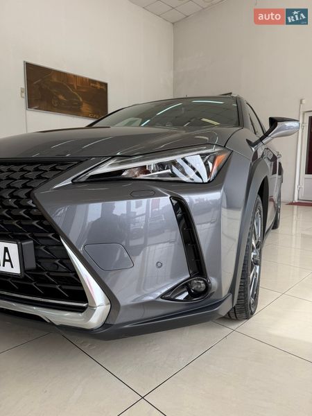 Внедорожник / Кроссовер Lexus UX 2021 в Черновцах
