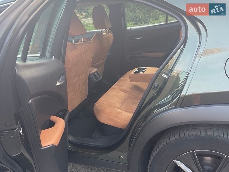 Внедорожник / Кроссовер Lexus UX 2020 в Одессе фото 7 Внедорожник / Кроссовер Lexus UX 2020 в Одессе